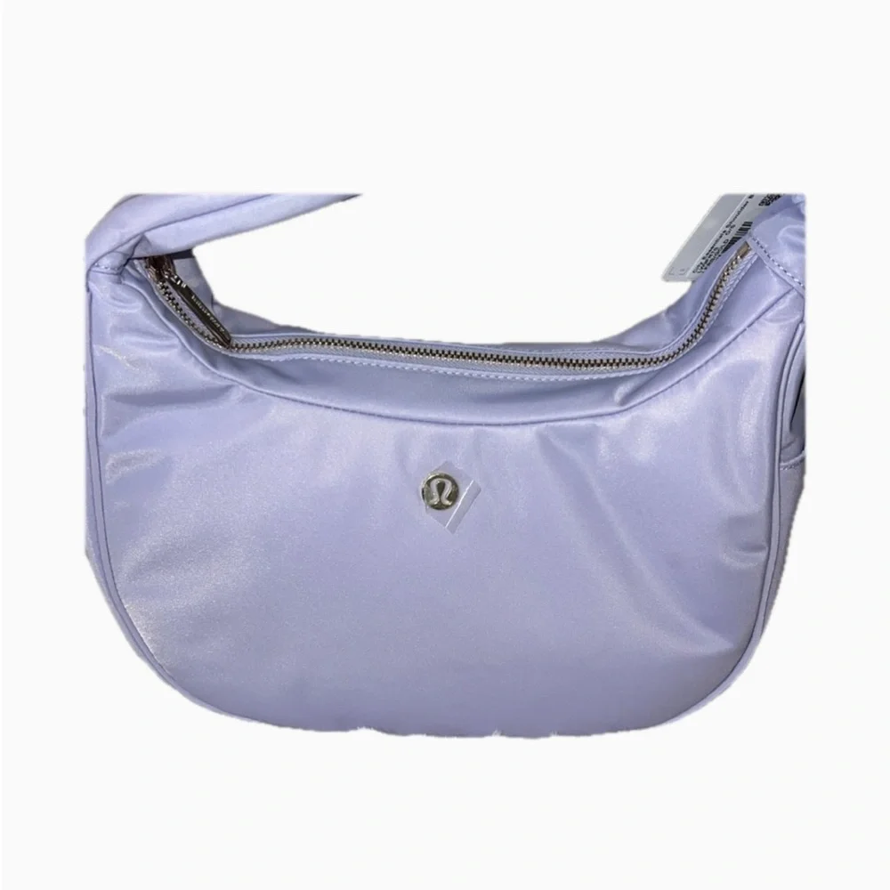 Lululemon City Essentials Shoulder Bag 4L Lavender Frost NWT - Picture 7 of 16